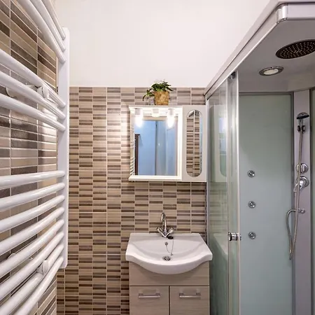 Balzac 2 - With Ac Apartment Budapest