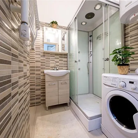 Balzac 2 - With Ac Budapest