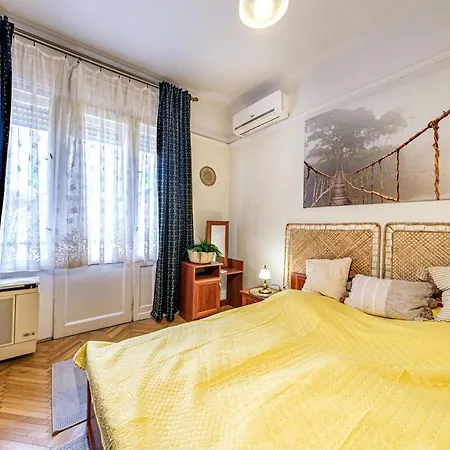 Balzac 2 - With Ac Budapest